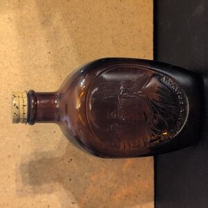 Vintage Benjamin Franklin Log Cabin Syrup Bottle